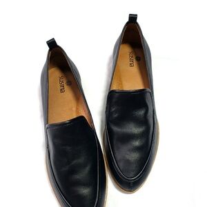 Susina Black Flats Sleek Leather Loafers